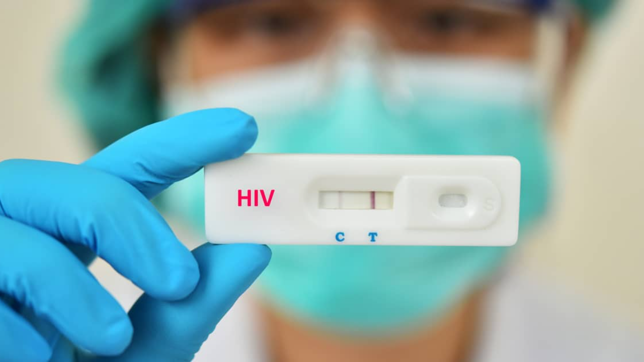 Signs Contracted HIV unknowingly