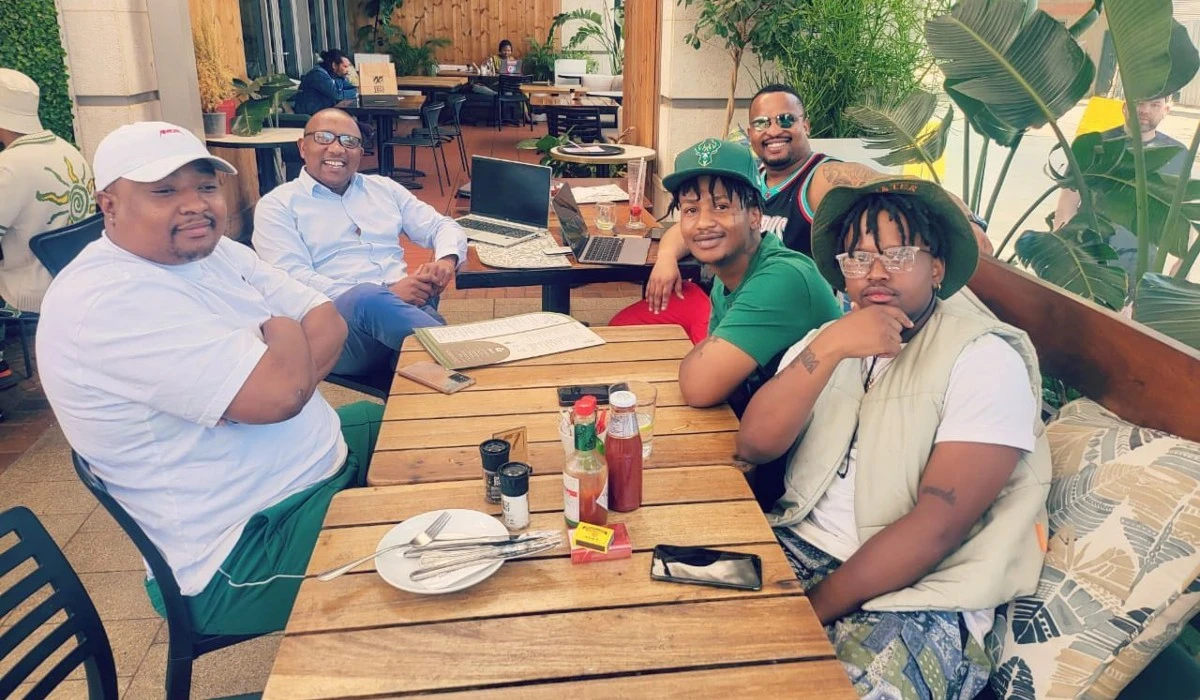 Emtee Thrown Out Restaurant