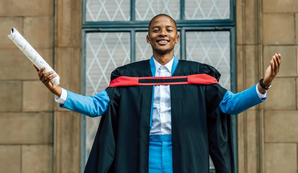 Thato "Neo" Dithebe Graduates