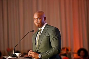 Vusi Thembekwayo renting